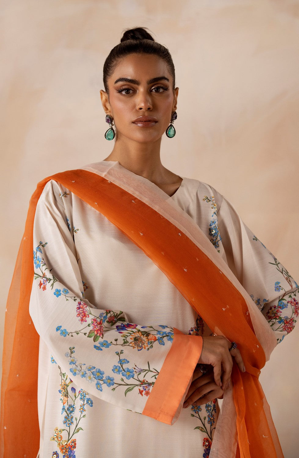 Maryum N Maria | Zeil Winter | SHREYA - MS40105 - by - Libasekhas UK - Registered Vendor of : Maryam N Maria - 100% Original Designer Dresss