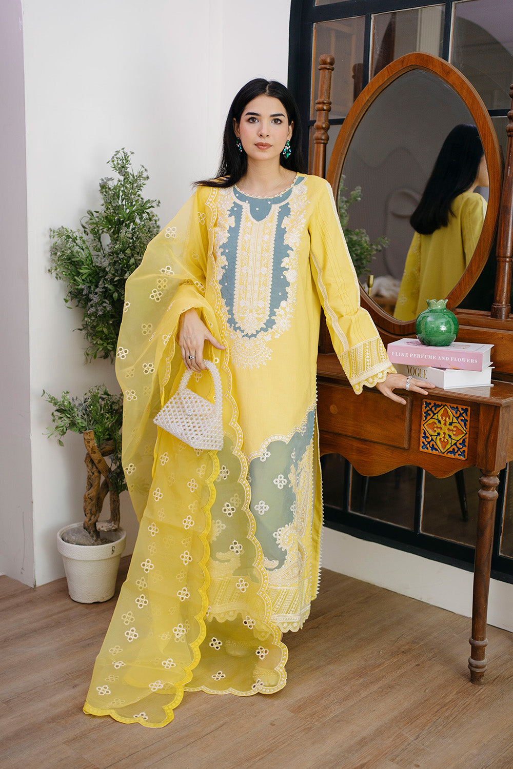 Maryum N Maria | Koel 25 | ROBYN - MS50285 - by - Libasekhas UK - Registered Vendor of : Maryum N Maria - 100% Original Designer Dresss