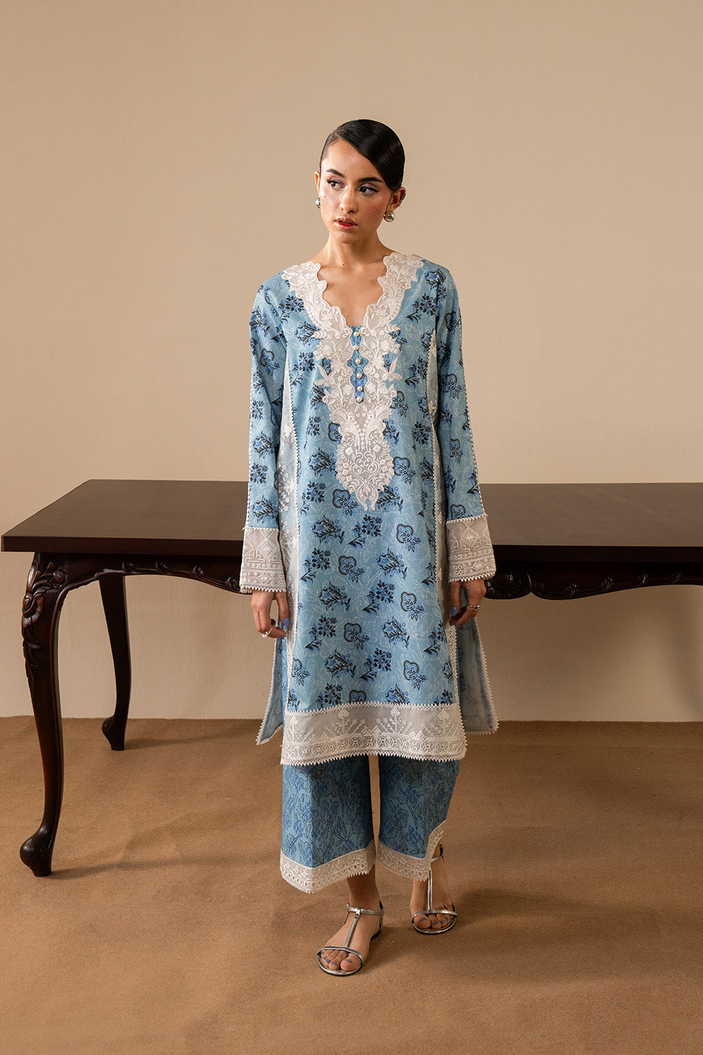 Maryum N Maria | Floren Lawn |   COCO - by - Libasekhas UK - Registered Vendor of : Maryam N Maria - 100% Original Designer Dresss
