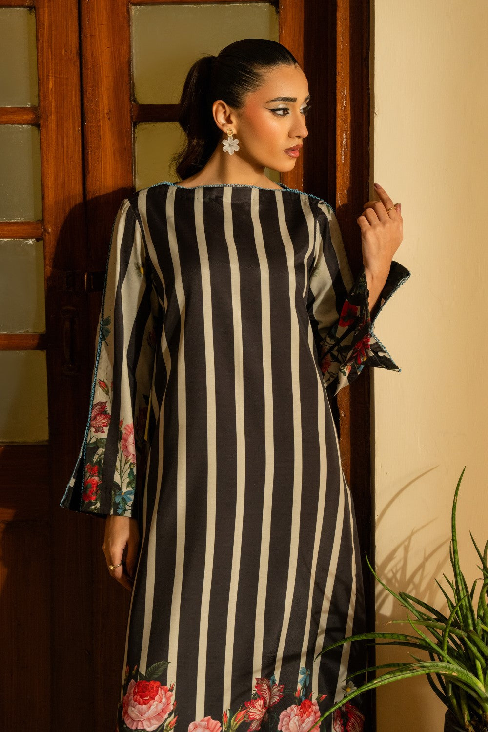 Maryum N Maria | Aurora Collection | DIBA - MS50502 - by - Libasekhas UK - Registered Vendor of : Maryum N Maria - 100% Original Designer Dresss