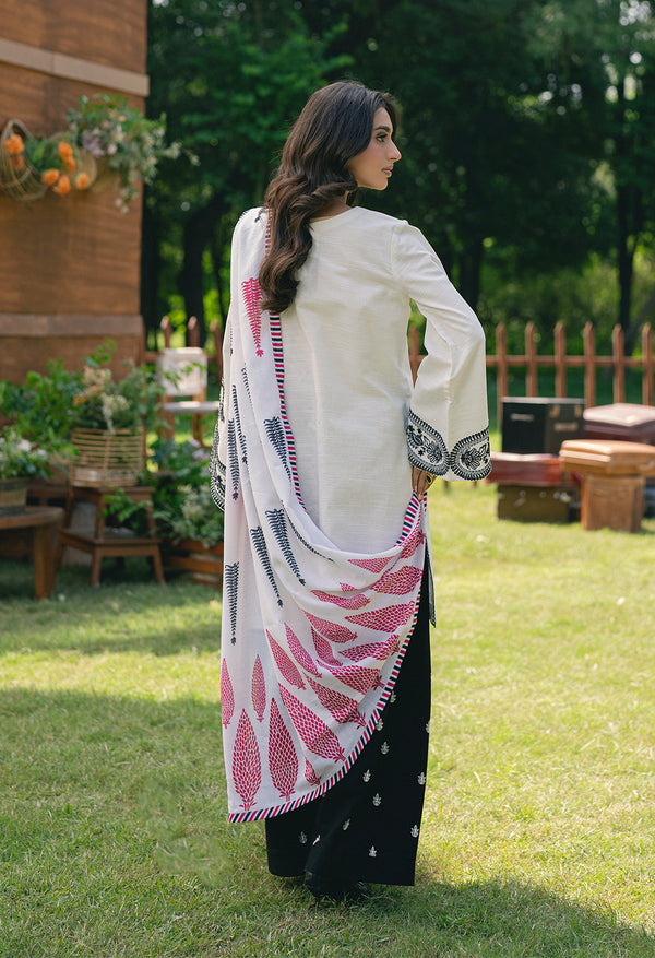 Maryum N Maria | Cosy Crew Winter Pret 25 | GULNOOR - MSS5760 - by Libasekhas UK - Registered Vendor of : Maryum N Maria - 100% Original Designer Dress