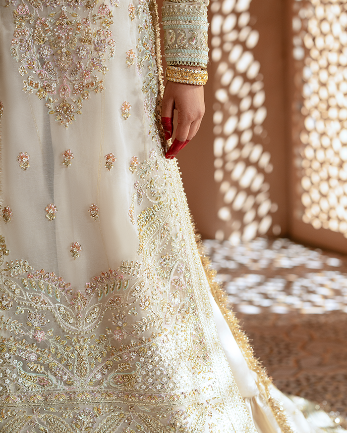 Zevk | Mughal Raniya | Ruhaani Begum - by - Libasekhas UK - Registered Vendor of : Zevk - 100% Original Designer Dresss