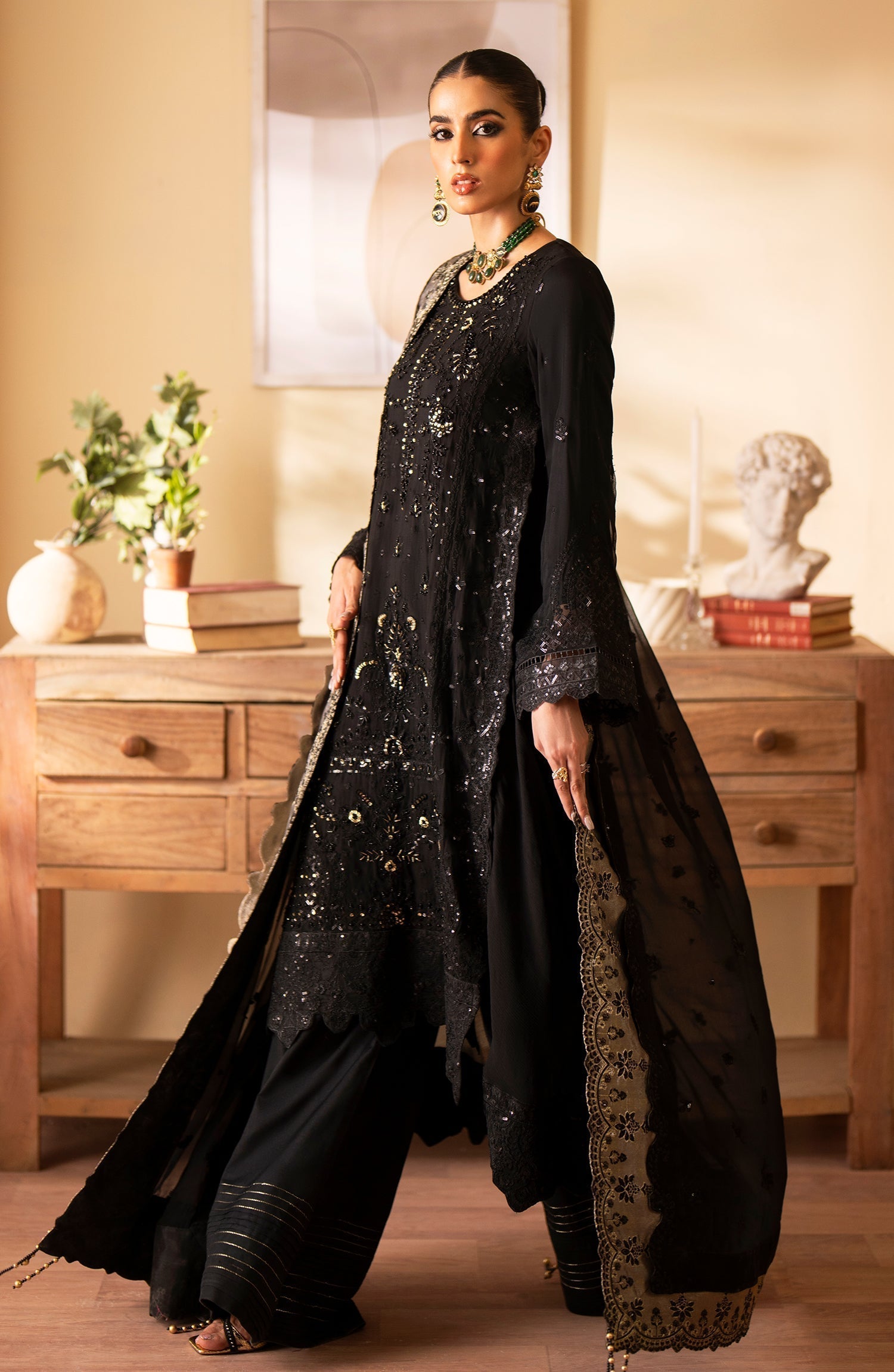 Emaan Adeel | Romansiyyah Luxury Formals 24 | Rehani - by - Libasekhas UK - Registered Vendor of : Emaan Adeel - 100% Original Designer Dresss