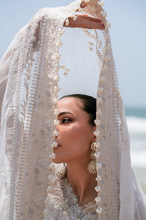 Emaan Adeel | Kamari Reveuse Wedding Formals | NOVA - by - Libasekhas UK - Registered Vendor of : Emaan Adeel - 100% Original Designer Dresss