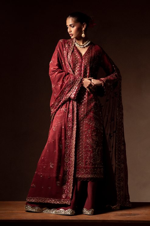 Emaan Adeel | Selene Formals | ELYRA - by - Libasekhas UK - Registered Vendor of : Emaan Adeel - 100% Original Designer Dresss