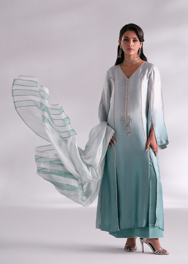 Mehak Yaqoob | Enchante The Luxe Edit | Crystal - by - Libasekhas UK - Registered Vendor of : Mehak Yaqoob - 100% Original Designer Dresss