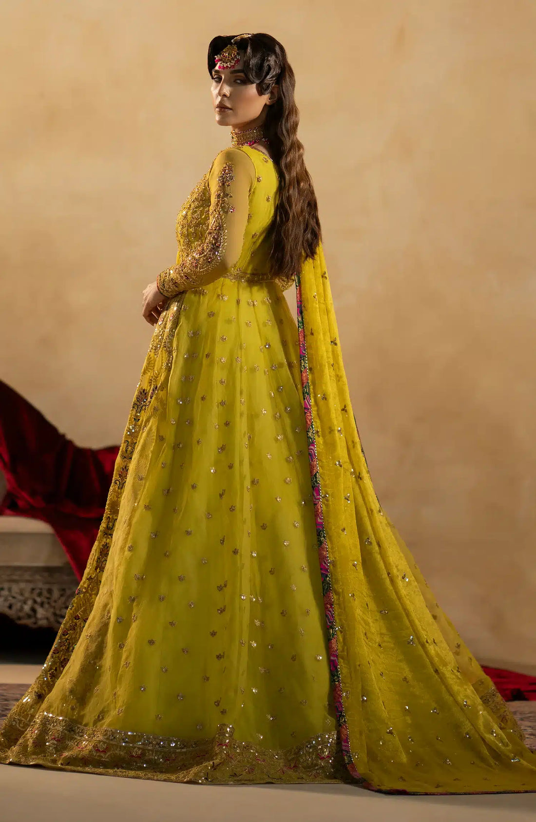 Maryum N Maria | Zamani Beghum Formals 23 | Peridot-(MW23-511) - by - Libasekhas UK - Registered Vendor of : Maryum N Maria - 100% Original Designer Dresss