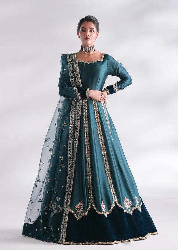 Mehak Yaqoob | Enchante The Luxe Edit | Zircone - by - Libasekhas UK - Registered Vendor of : Mehak Yaqoob - 100% Original Designer Dresss