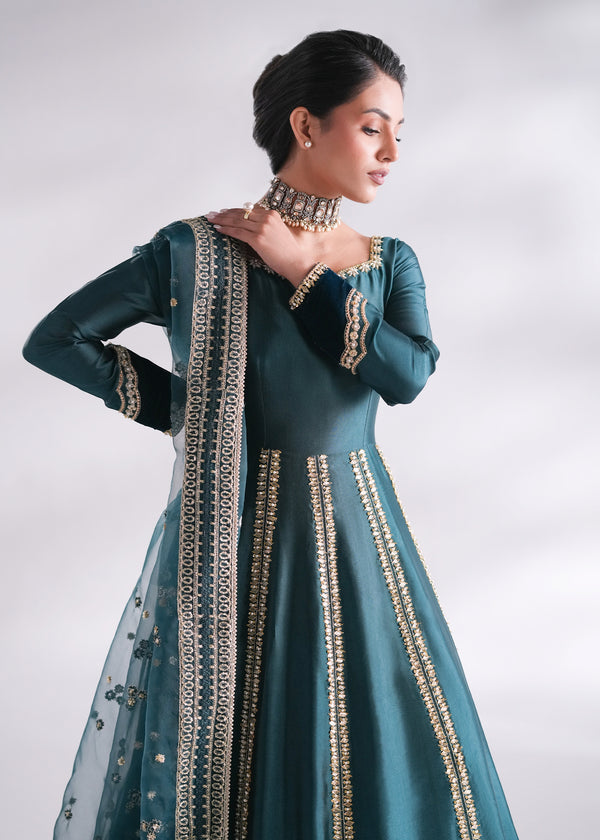 Mehak Yaqoob | Enchante The Luxe Edit | Zircone - by - Libasekhas UK - Registered Vendor of : Mehak Yaqoob - 100% Original Designer Dresss