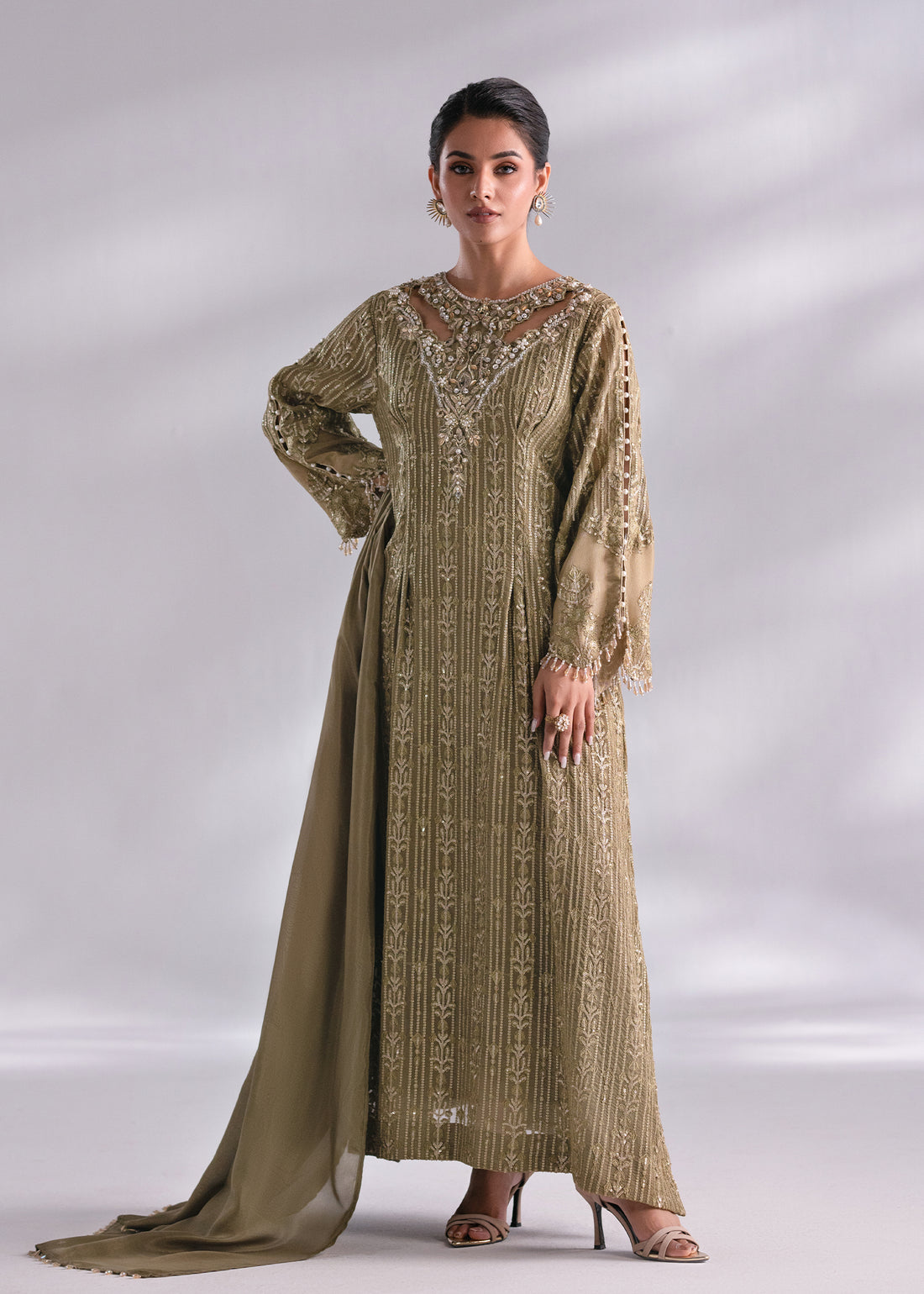 Mehak Yaqoob | Enchante The Luxe Edit | Peridot - by - Libasekhas UK - Registered Vendor of : Mehak Yaqoob - 100% Original Designer Dresss