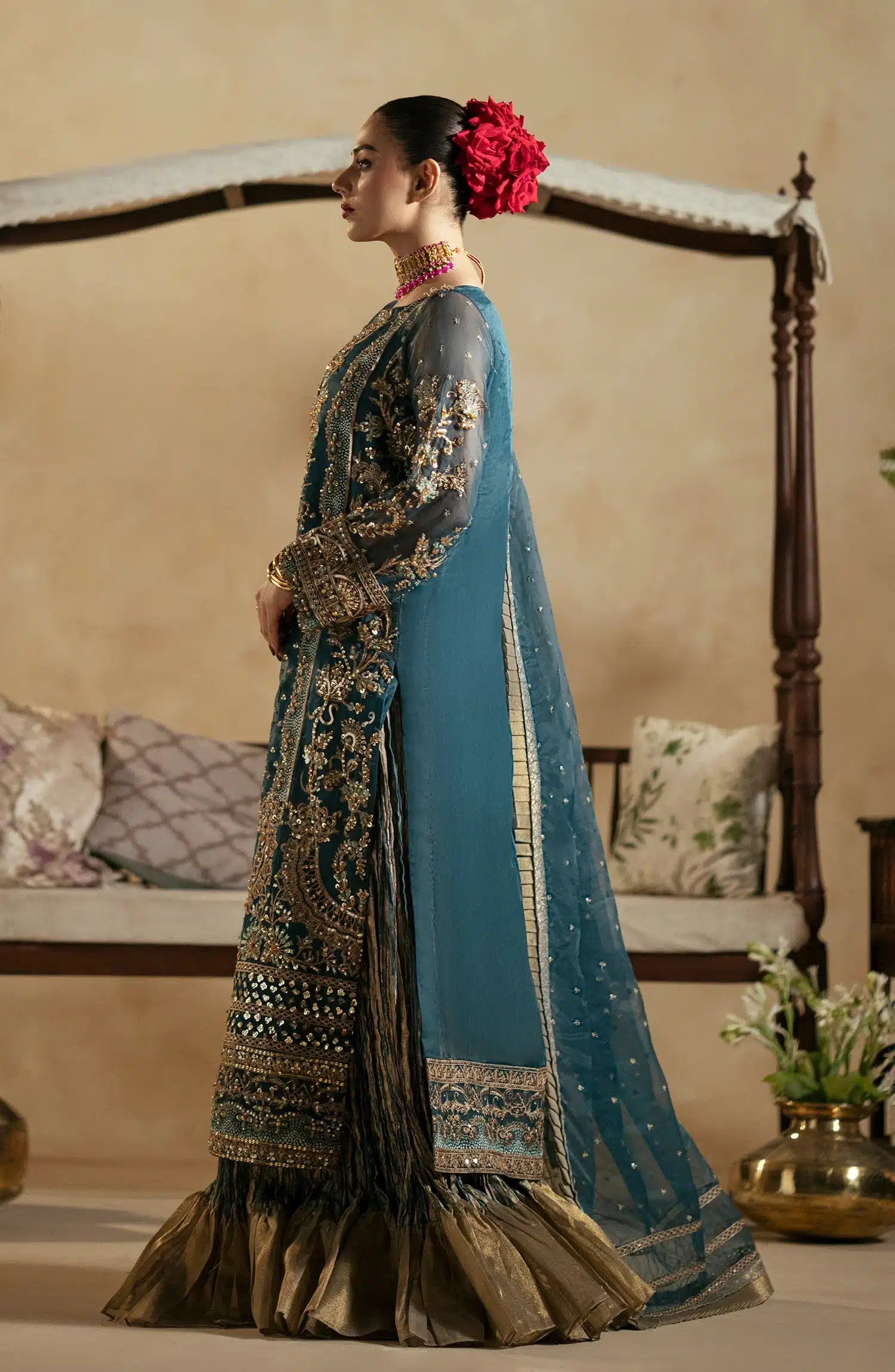 Maryum N Maria | Zamani Beghum Formals 23 | Zircon-(MW23-514) - by - Libasekhas UK - Registered Vendor of : Maryum N Maria - 100% Original Designer Dresss