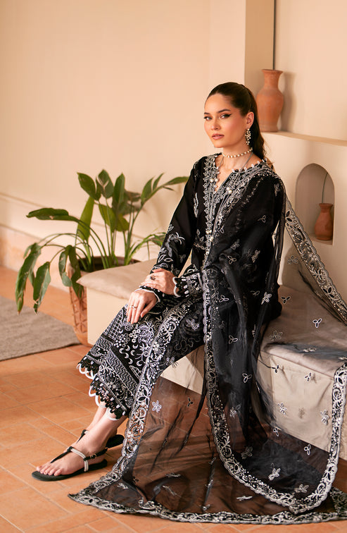 Emaan Adeel | Navaeh Luxury Pret | MIRA - by - Libasekhas UK - Registered Vendor of : Emaan Adeel - 100% Original Designer Dresss