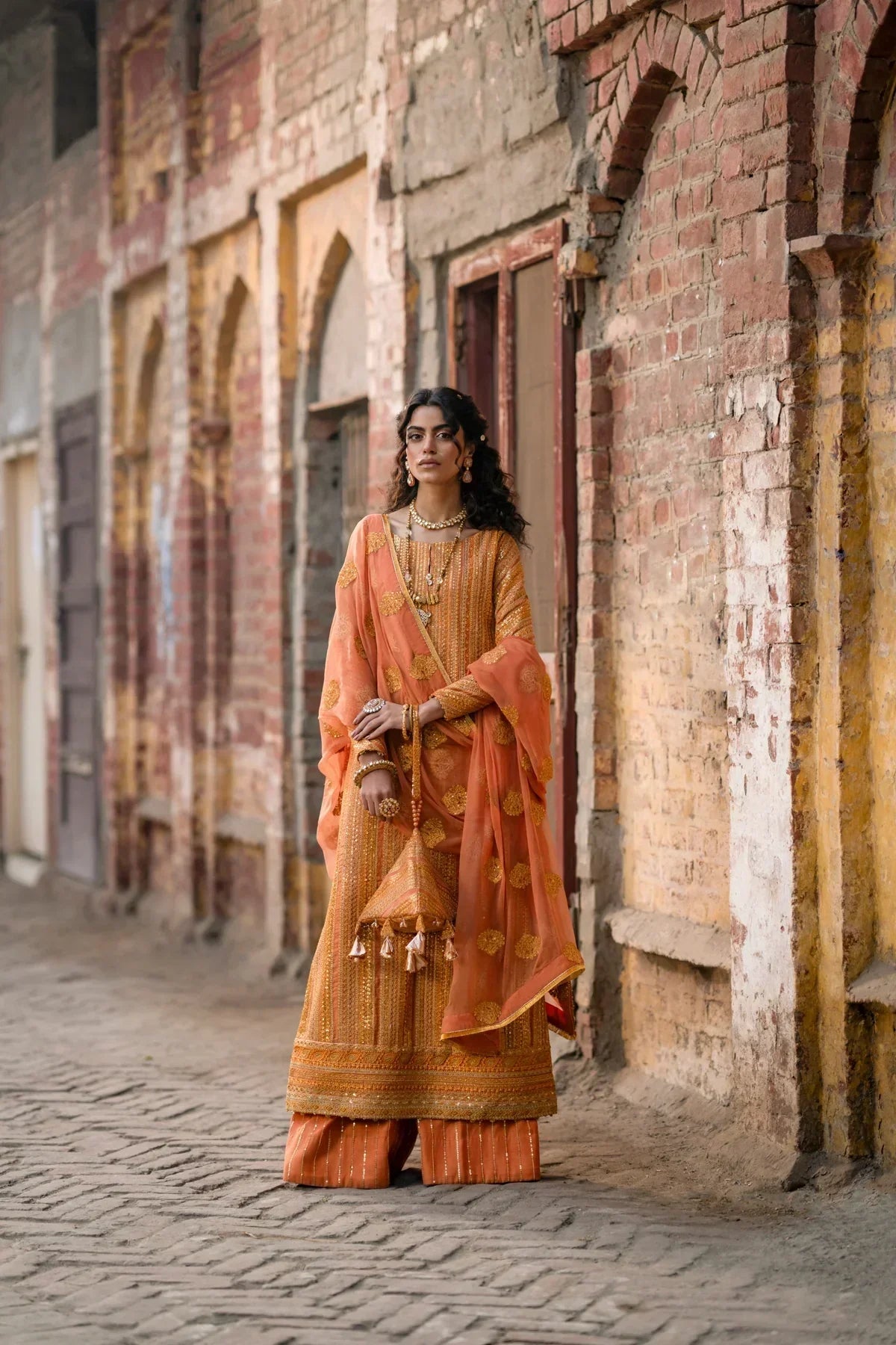 Erum Khan | Mannat Formals | Shamma - by - Libasekhas UK - Registered Vendor of : Erum Khan - 100% Original Designer Dresss