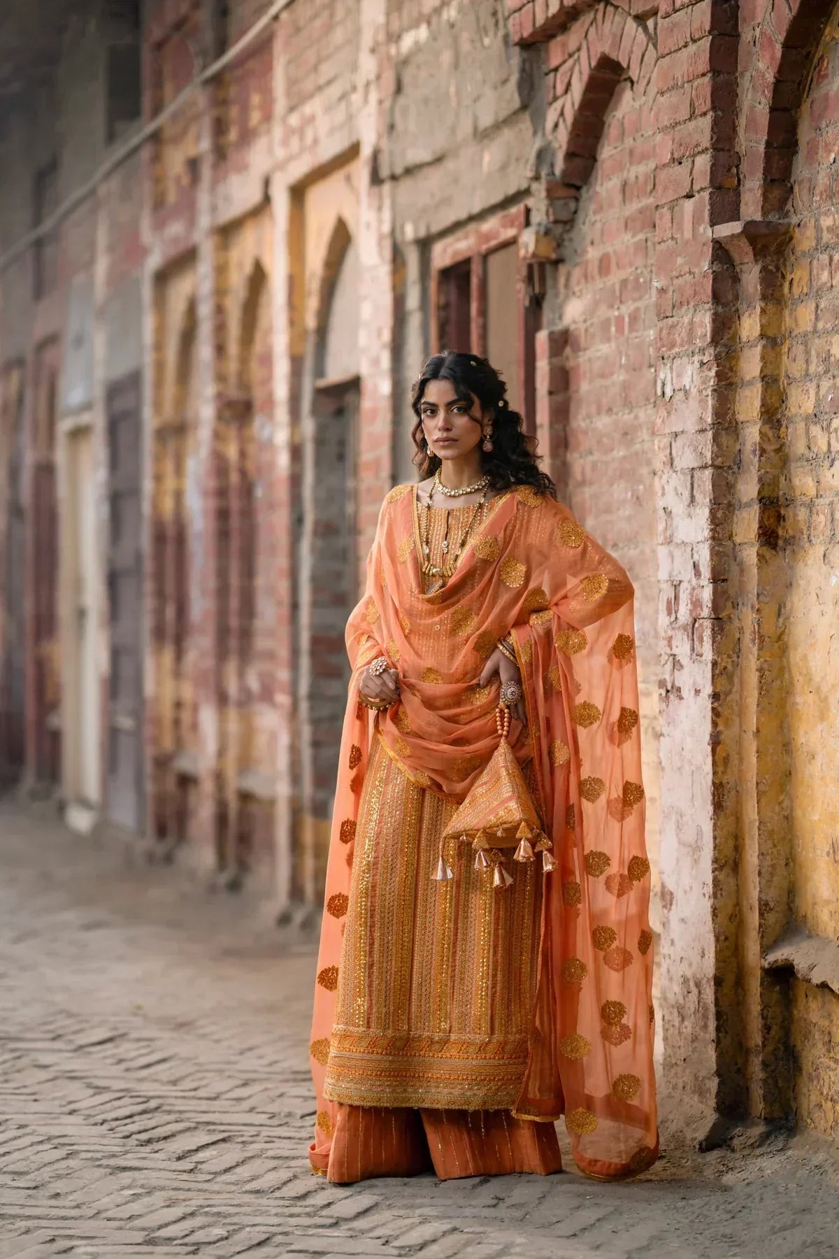 Erum Khan | Mannat Formals | Shamma - by - Libasekhas UK - Registered Vendor of : Erum Khan - 100% Original Designer Dresss