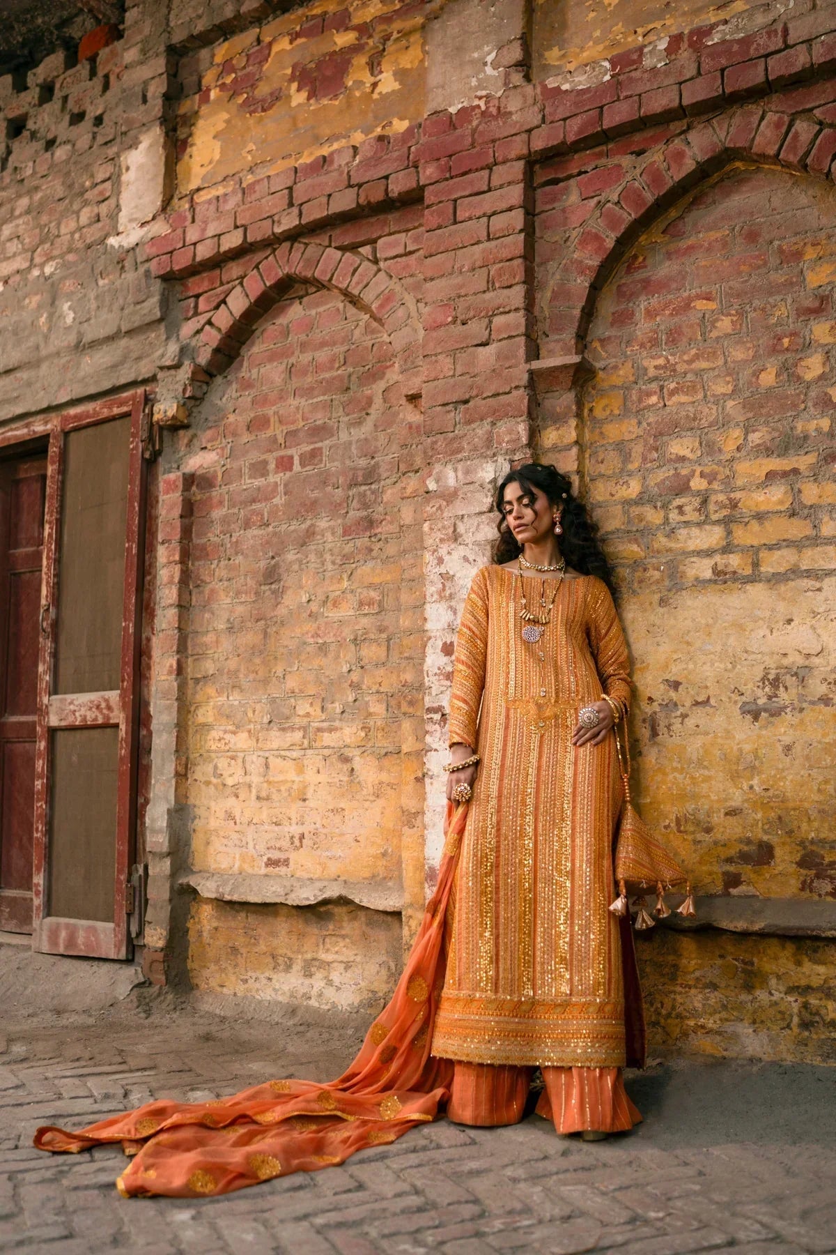Erum Khan | Mannat Formals | Shamma - by - Libasekhas UK - Registered Vendor of : Erum Khan - 100% Original Designer Dresss