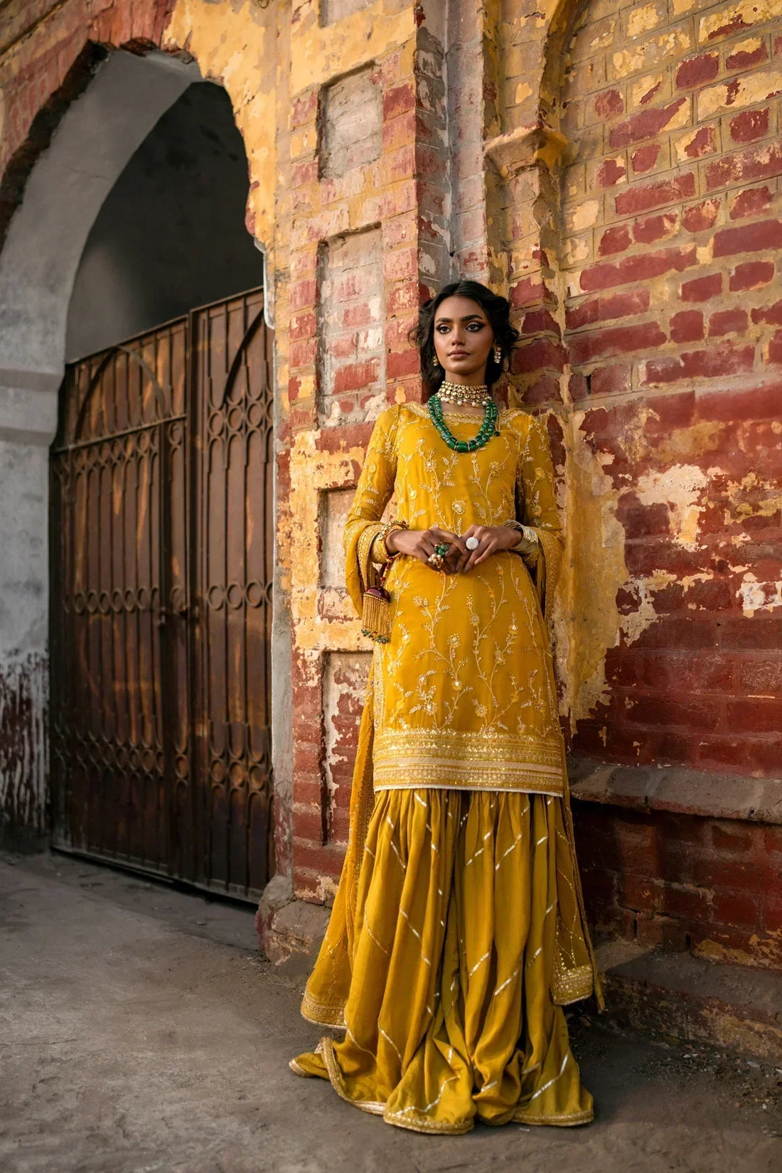 Erum Khan | Mannat Formals | Aatish - Libasekhas
