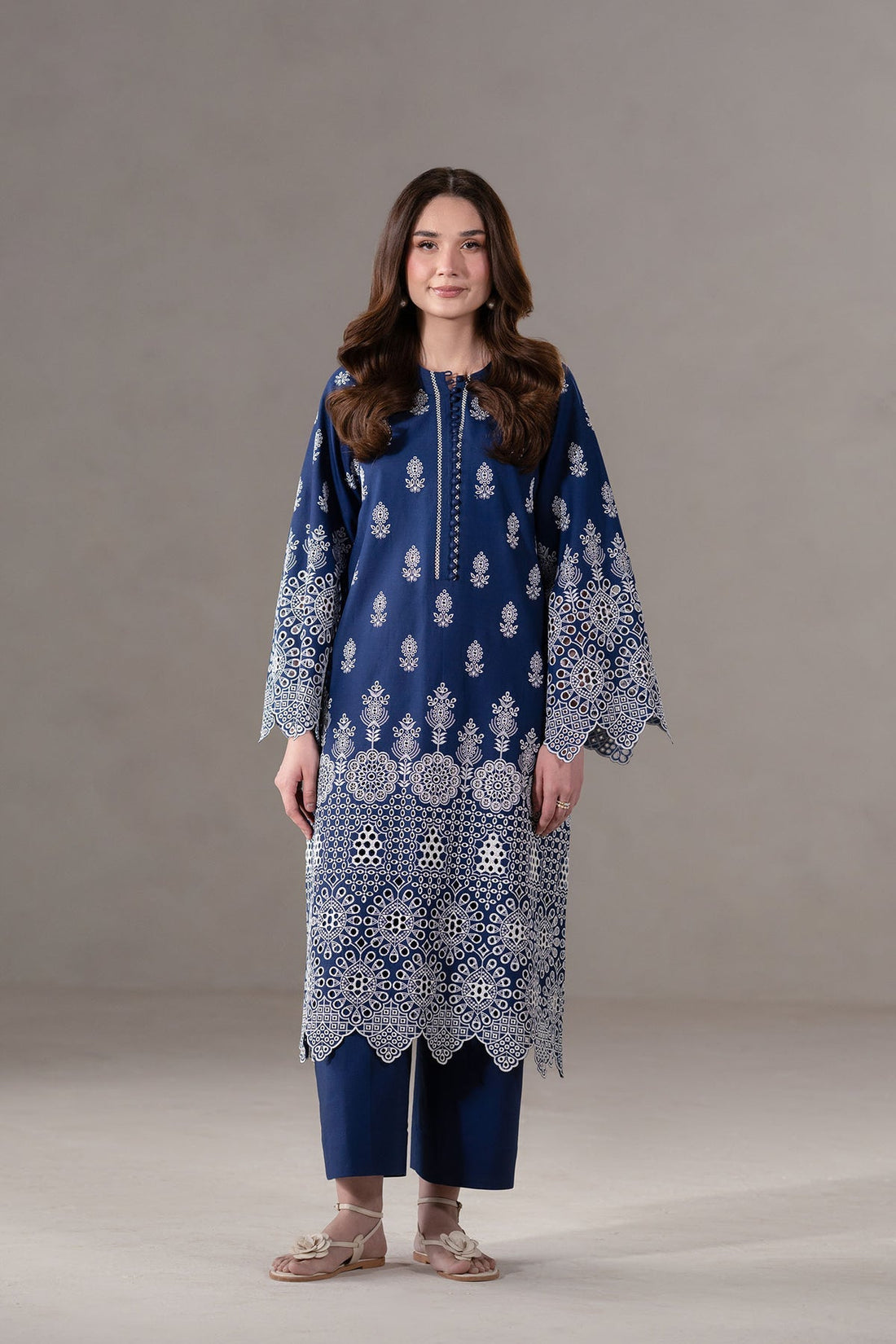Akbar Aslam | Pret Lawn | Ovria - by - Libasekhas UK - Registered Vendor of : Akbar Aslam - 100% Original Designer Dresss