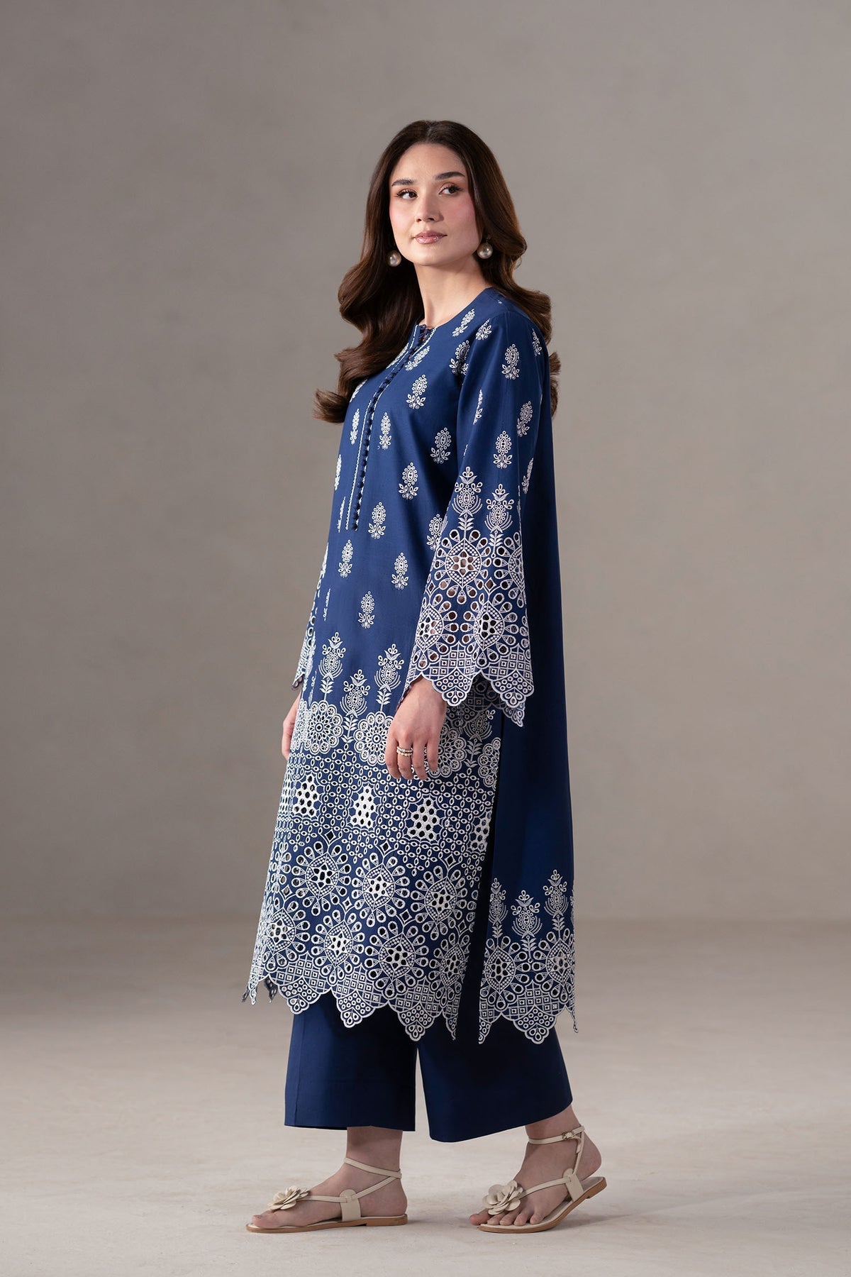 Akbar Aslam | Pret Lawn | Ovria - by - Libasekhas UK - Registered Vendor of : Akbar Aslam - 100% Original Designer Dresss