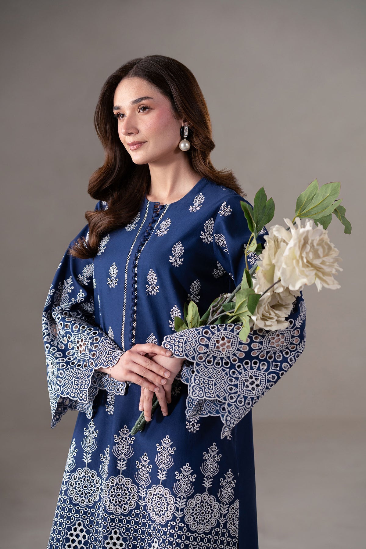 Akbar Aslam | Pret Lawn | Ovria - by - Libasekhas UK - Registered Vendor of : Akbar Aslam - 100% Original Designer Dresss