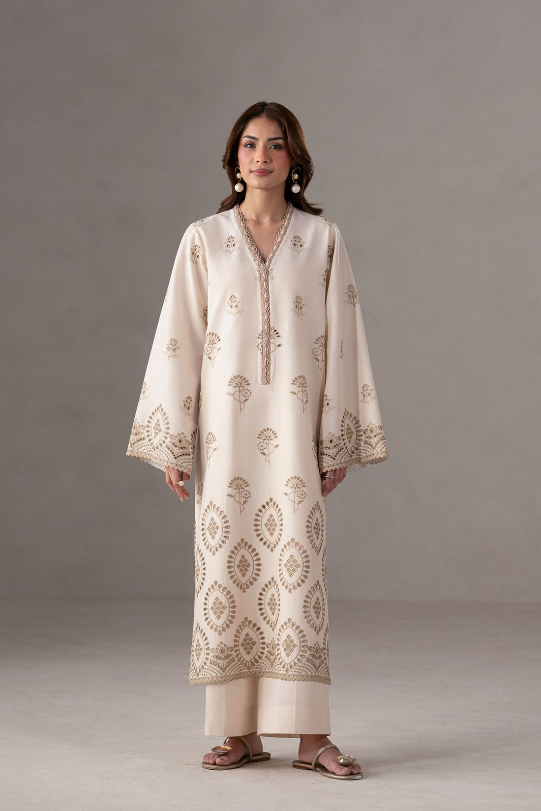 Akbar Aslam | Pret Lawn | Lunel - by - Libasekhas UK - Registered Vendor of : Akbar Aslam - 100% Original Designer Dresss