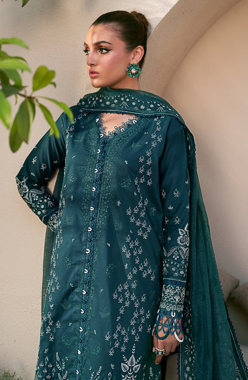 Emaan Adeel | Navaeh Luxury Pret | EDEN - by - Libasekhas UK - Registered Vendor of : Emaan Adeel - 100% Original Designer Dresss