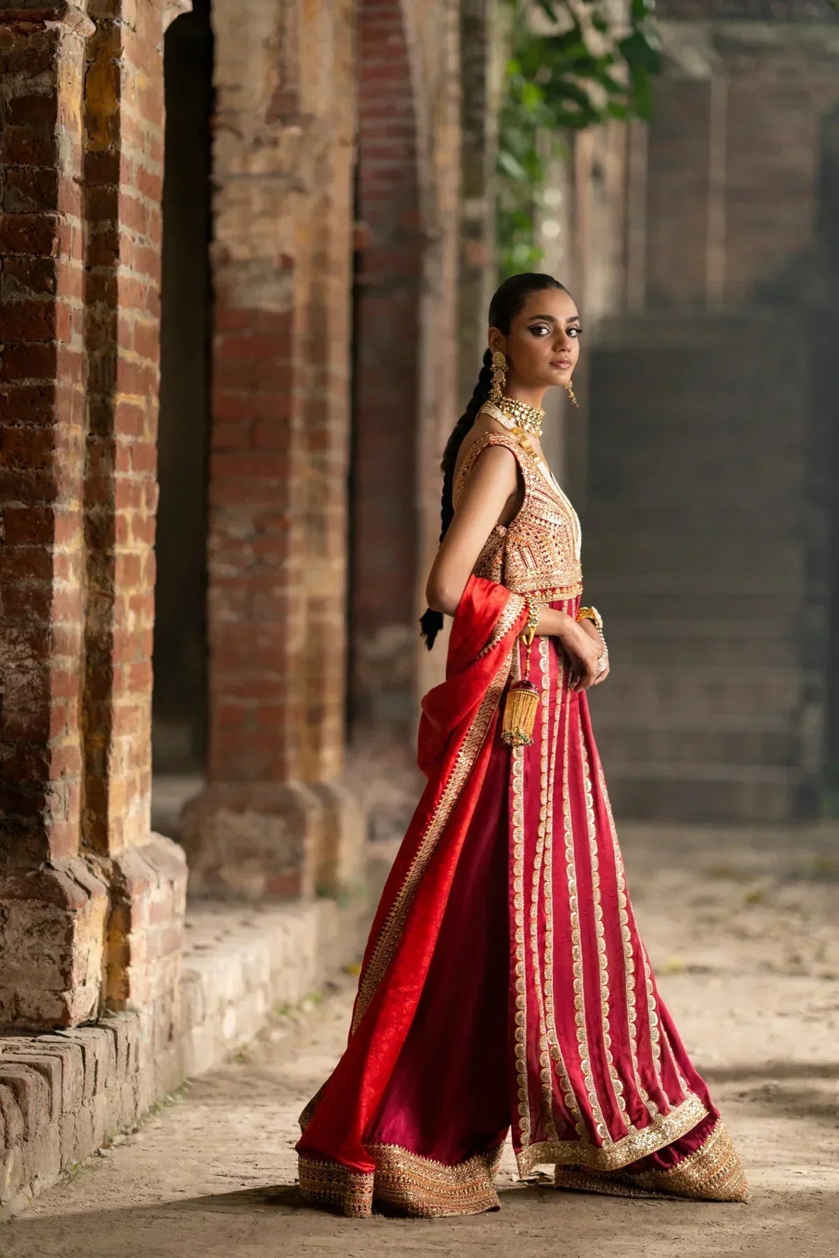 Erum Khan | Mannat Formals | Sohni - by - Libasekhas UK - Registered Vendor of : Erum Khan - 100% Original Designer Dresss