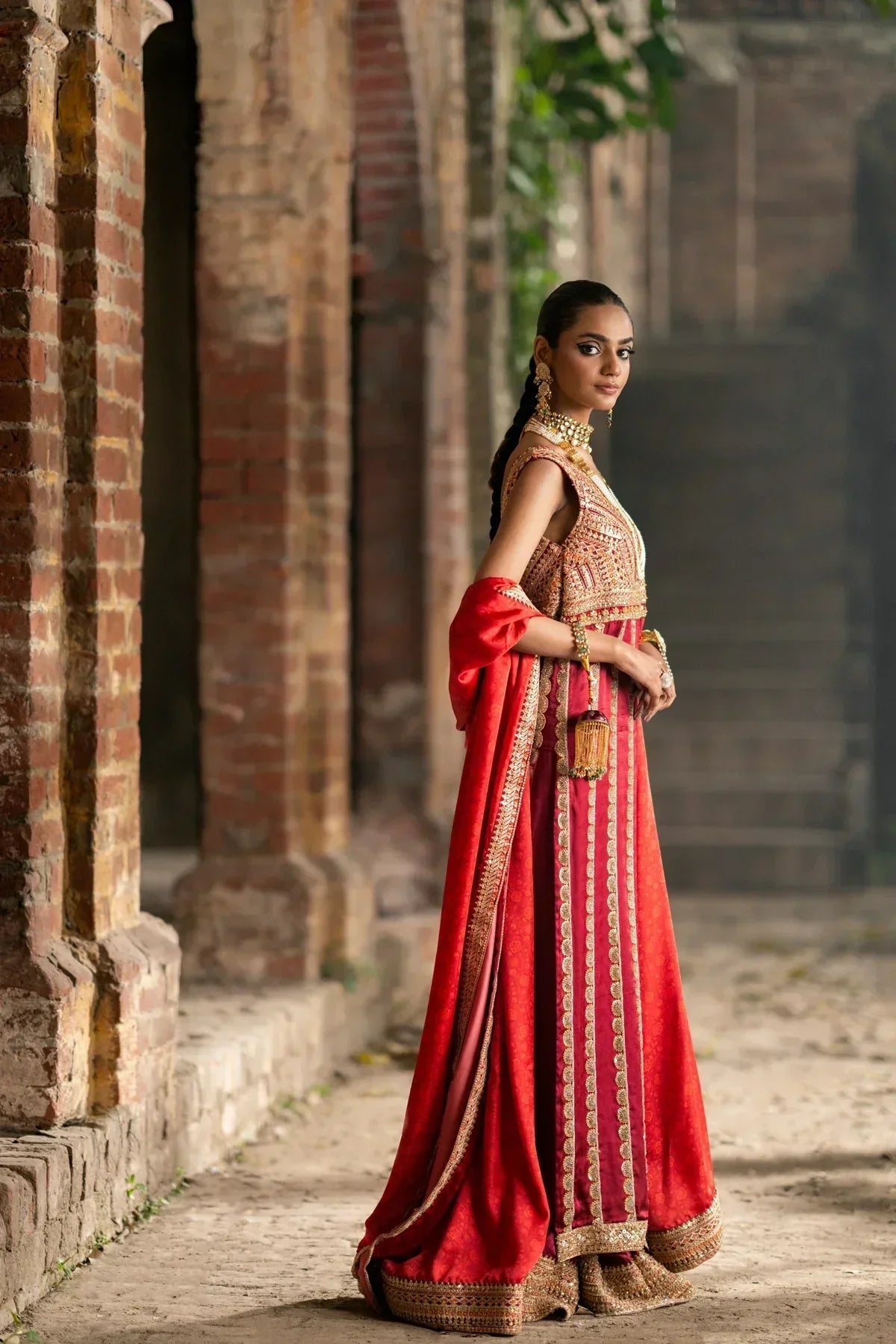 Erum Khan | Mannat Formals | Sohni - by - Libasekhas UK - Registered Vendor of : Erum Khan - 100% Original Designer Dresss