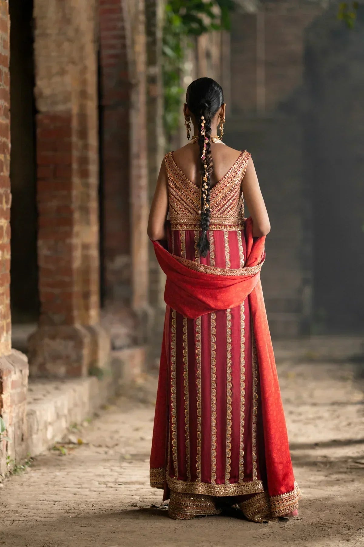 Erum Khan | Mannat Formals | Sohni - by - Libasekhas UK - Registered Vendor of : Erum Khan - 100% Original Designer Dresss