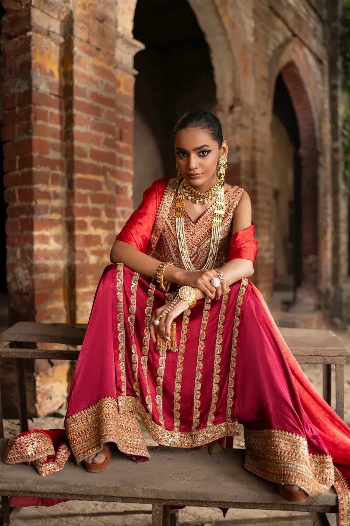 Erum Khan | Mannat Formals | Sohni - by - Libasekhas UK - Registered Vendor of : Erum Khan - 100% Original Designer Dresss