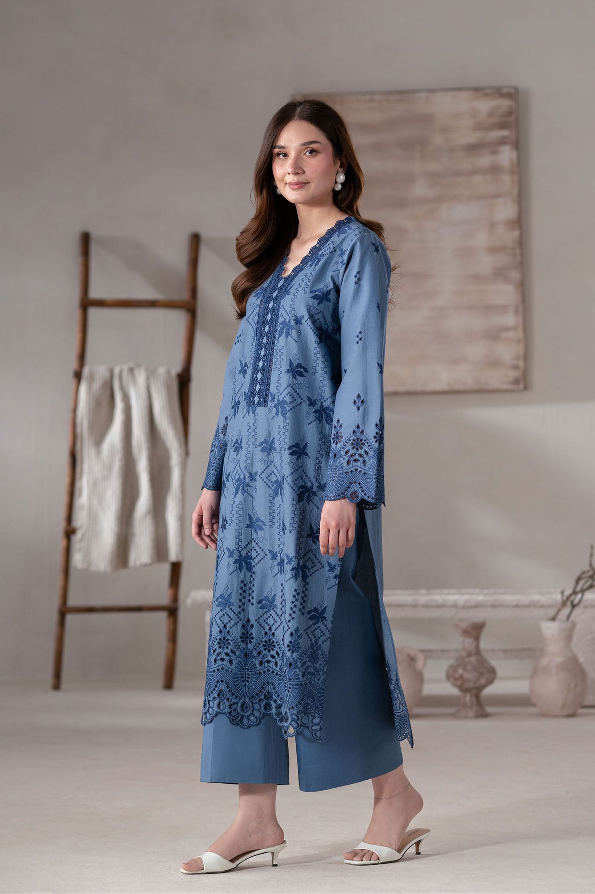 Akbar Aslam | Pret Lawn | Aven - by - Libasekhas UK - Registered Vendor of : Akbar Aslam - 100% Original Designer Dresss