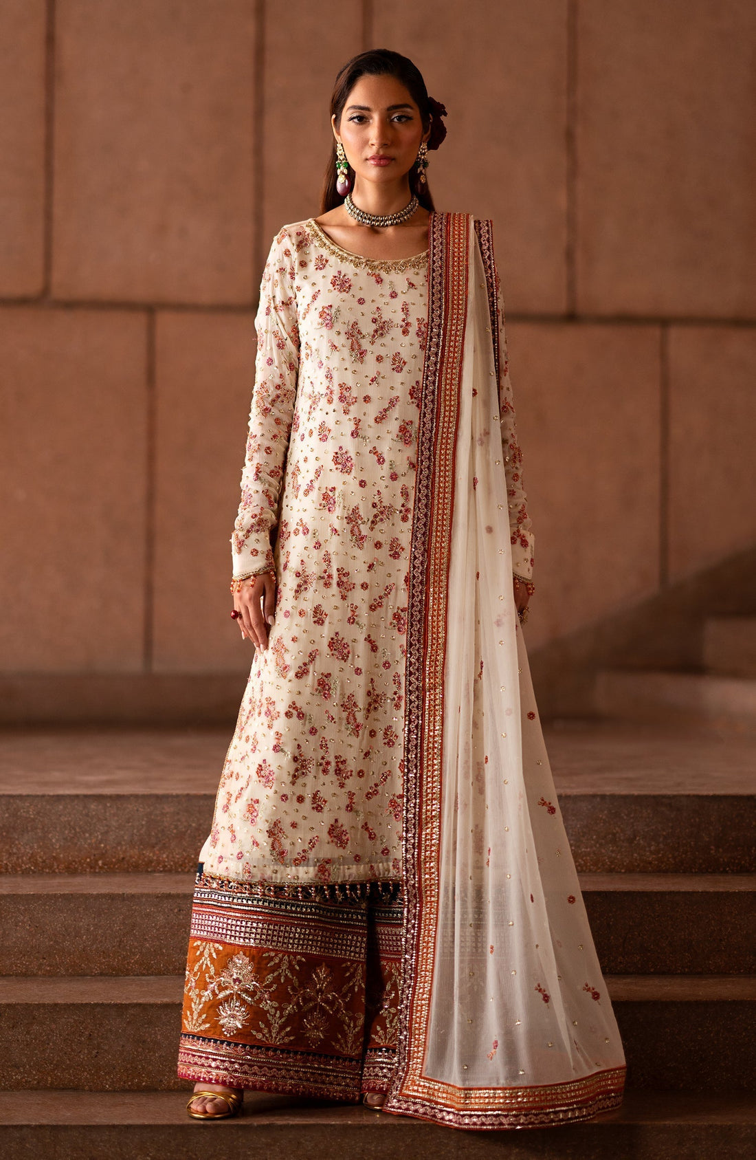 Emaan Adeel | Casabella Wedding Formals | CLOVERA - by - Libasekhas UK - Registered Vendor of : Emaan Adeel - 100% Original Designer Dresss