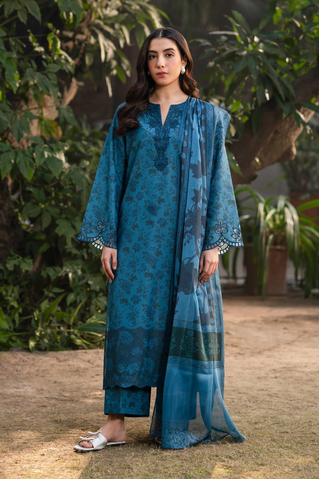 Xenia Formals | Summer Away 25 | ELLIS-A - by - Libasekhas UK - Registered Vendor of : Xenia Formals - 100% Original Designer Dresss