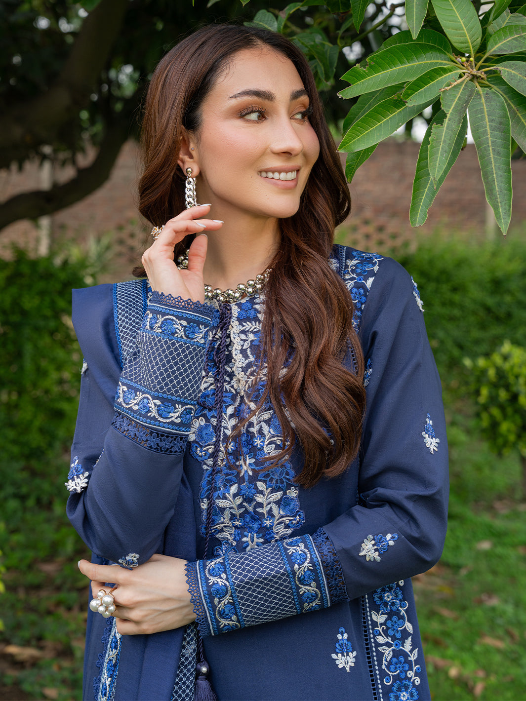 Mahnur | Amaya Lawn 26 | MU-01 - by Libasekhas UK - Registered Vendor of : Mahnur - 100% Original Designer Dress