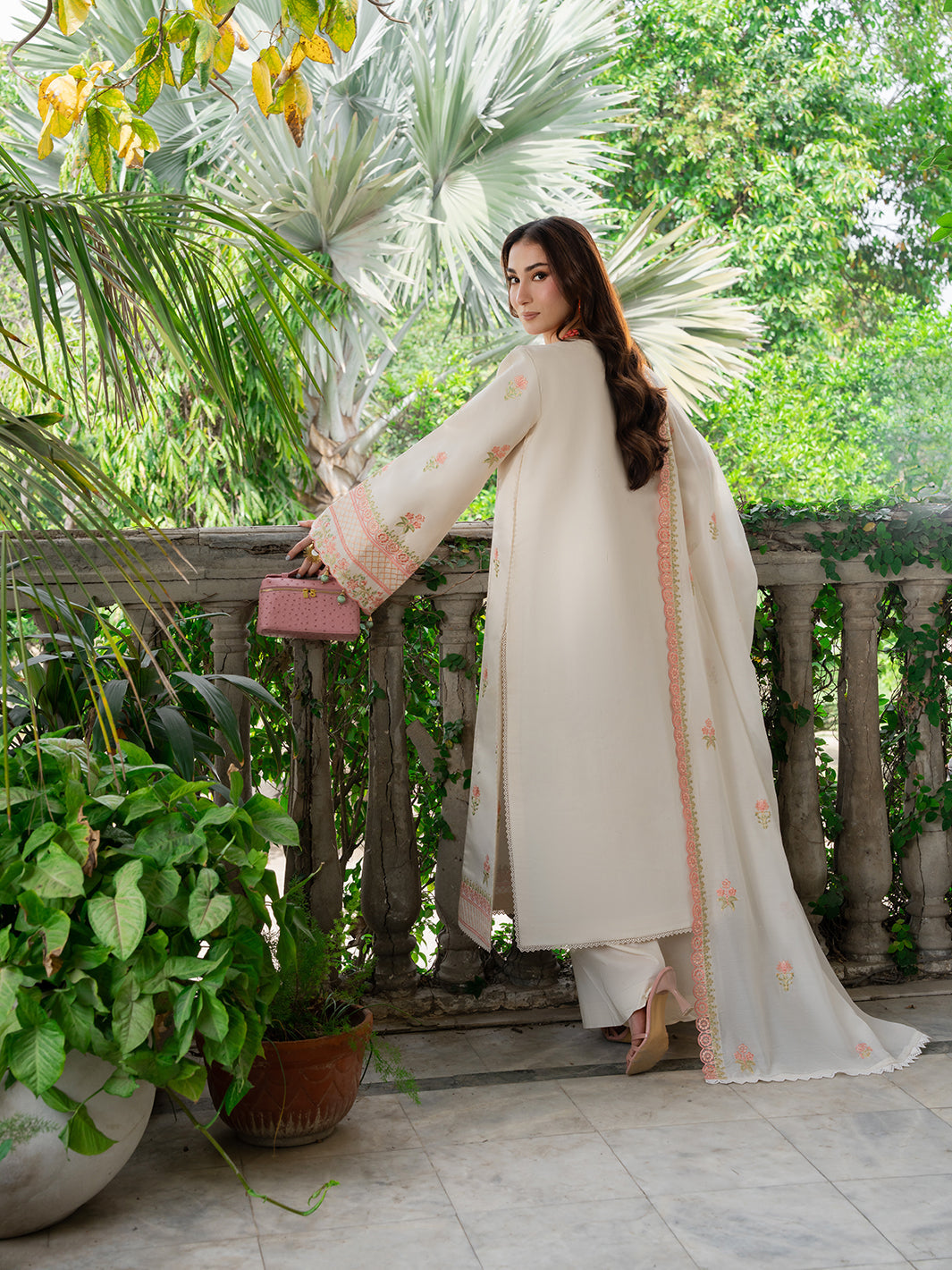 Mahnur | Amaya Lawn 26 | MU-05 - by Libasekhas UK - Registered Vendor of : Mahnur - 100% Original Designer Dress