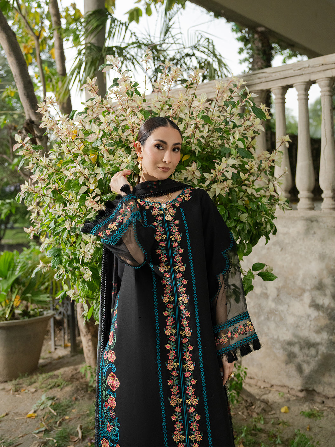 Mahnur | Amaya Lawn 26 | MU-06 - by Libasekhas UK - Registered Vendor of : Mahnur - 100% Original Designer Dress