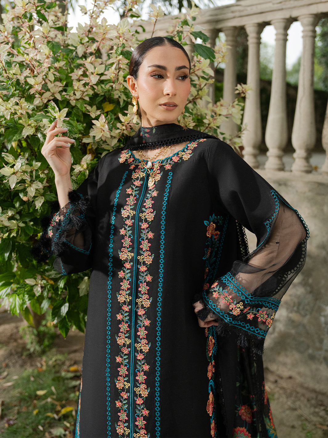 Mahnur | Amaya Lawn 26 | MU-06 - by Libasekhas UK - Registered Vendor of : Mahnur - 100% Original Designer Dress