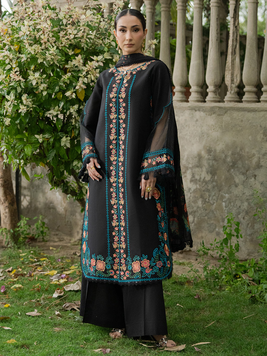 Mahnur | Amaya Lawn 26 | MU-06 - by Libasekhas UK - Registered Vendor of : Mahnur - 100% Original Designer Dress