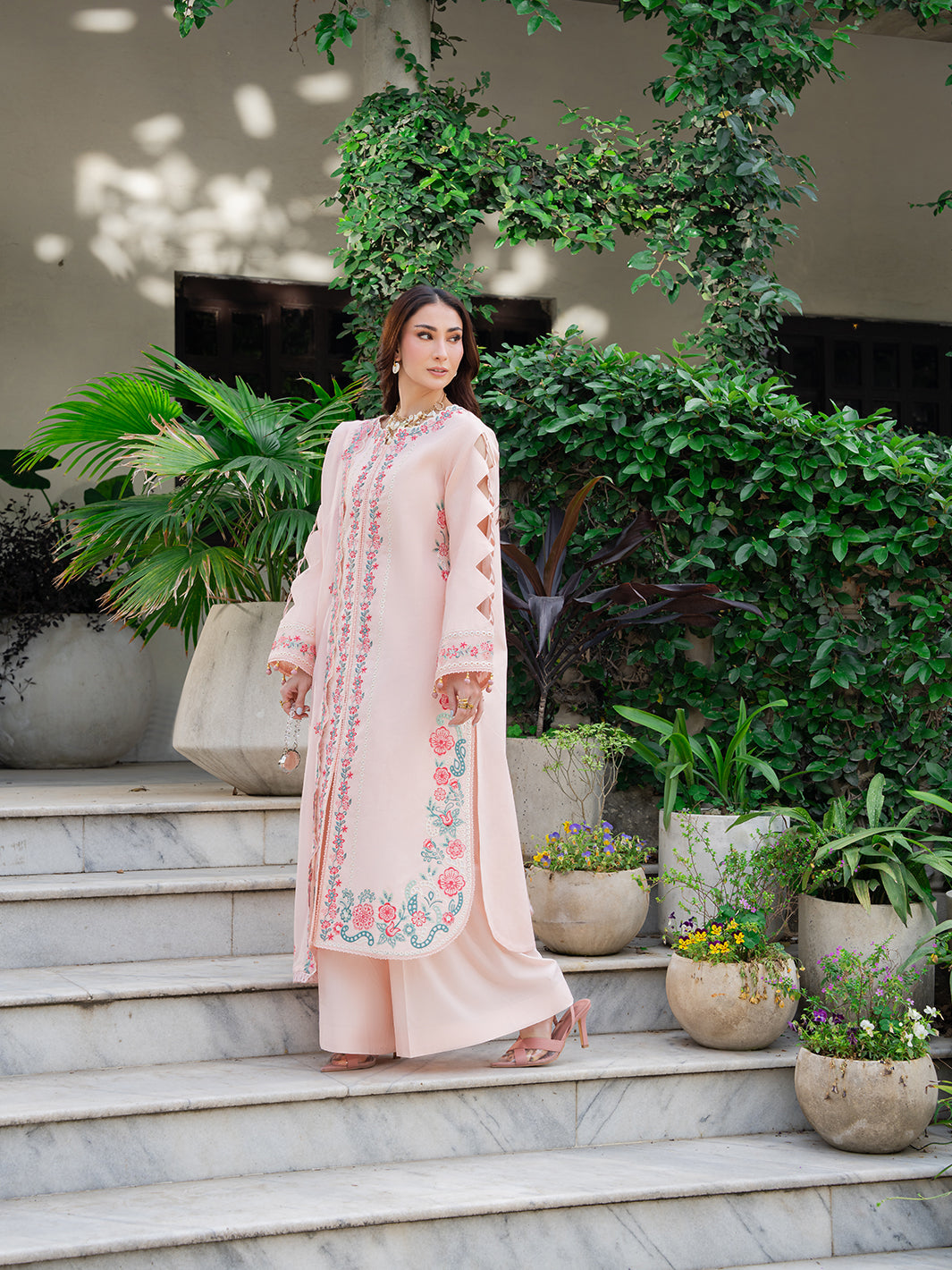 Mahnur | Amaya Lawn 26 | MU-07 - by Libasekhas UK - Registered Vendor of : Mahnur - 100% Original Designer Dress