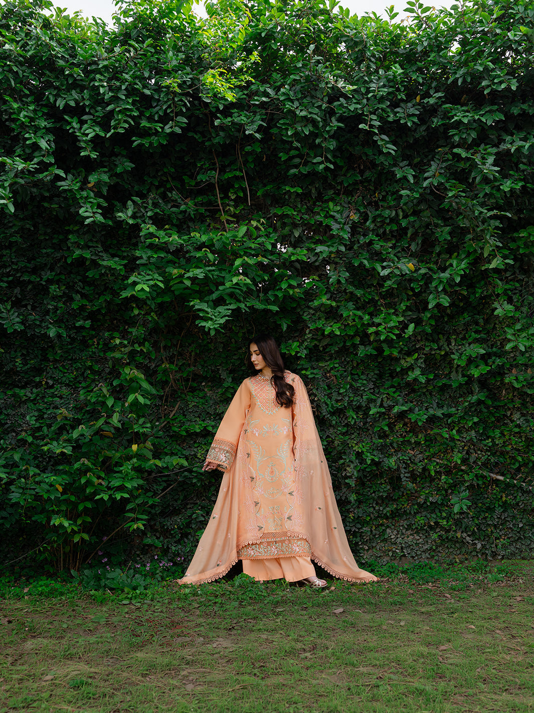 Mahnur | Amaya Lawn 26 | MU-12 - by Libasekhas UK - Registered Vendor of : Mahnur - 100% Original Designer Dress