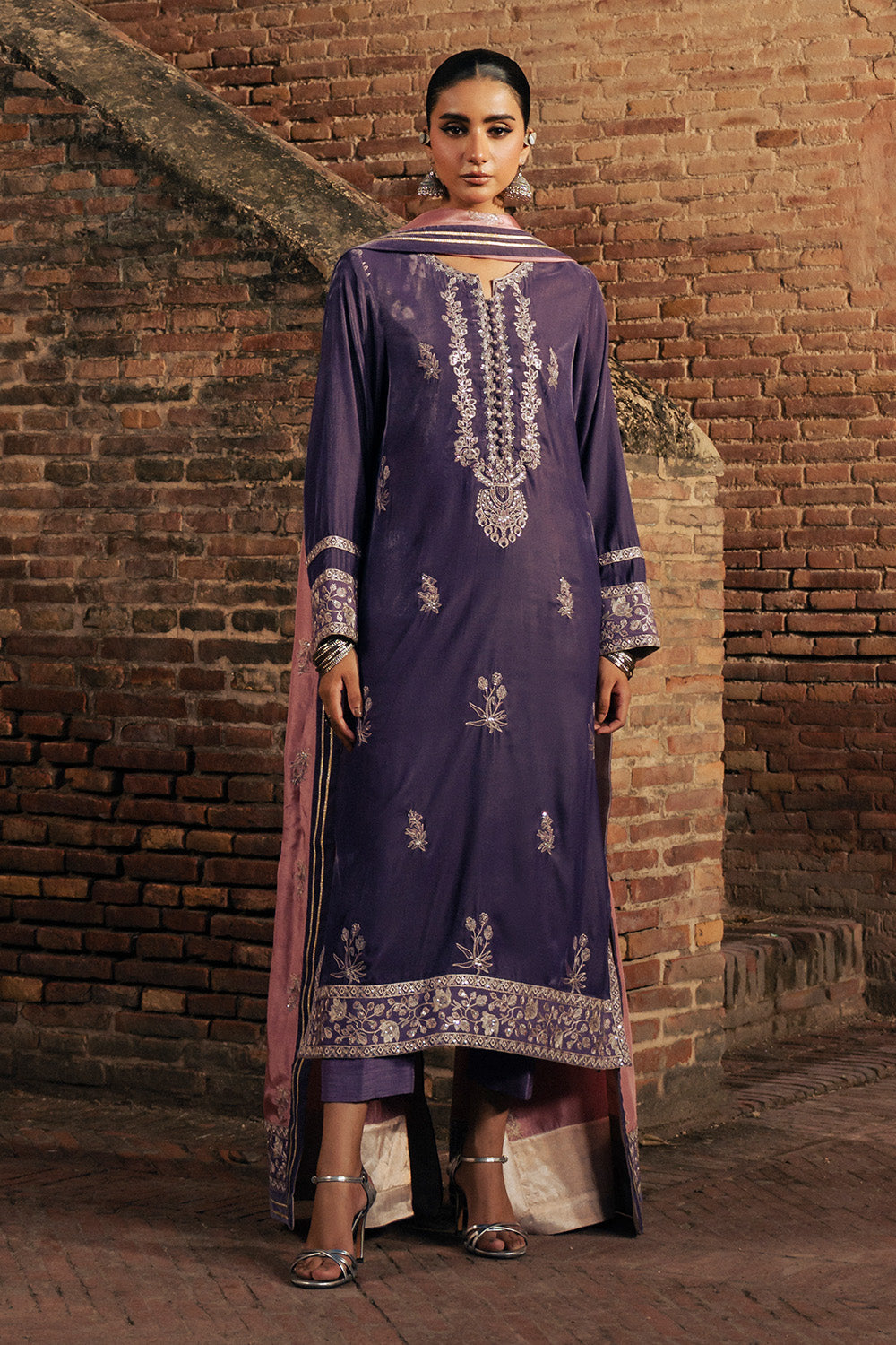 Maryum N Maria | Gulshan e Makhmal | MAELLE - MSS5606 - by Libasekhas UK - Registered Vendor of : Maryum N Maria - 100% Original Designer Dress