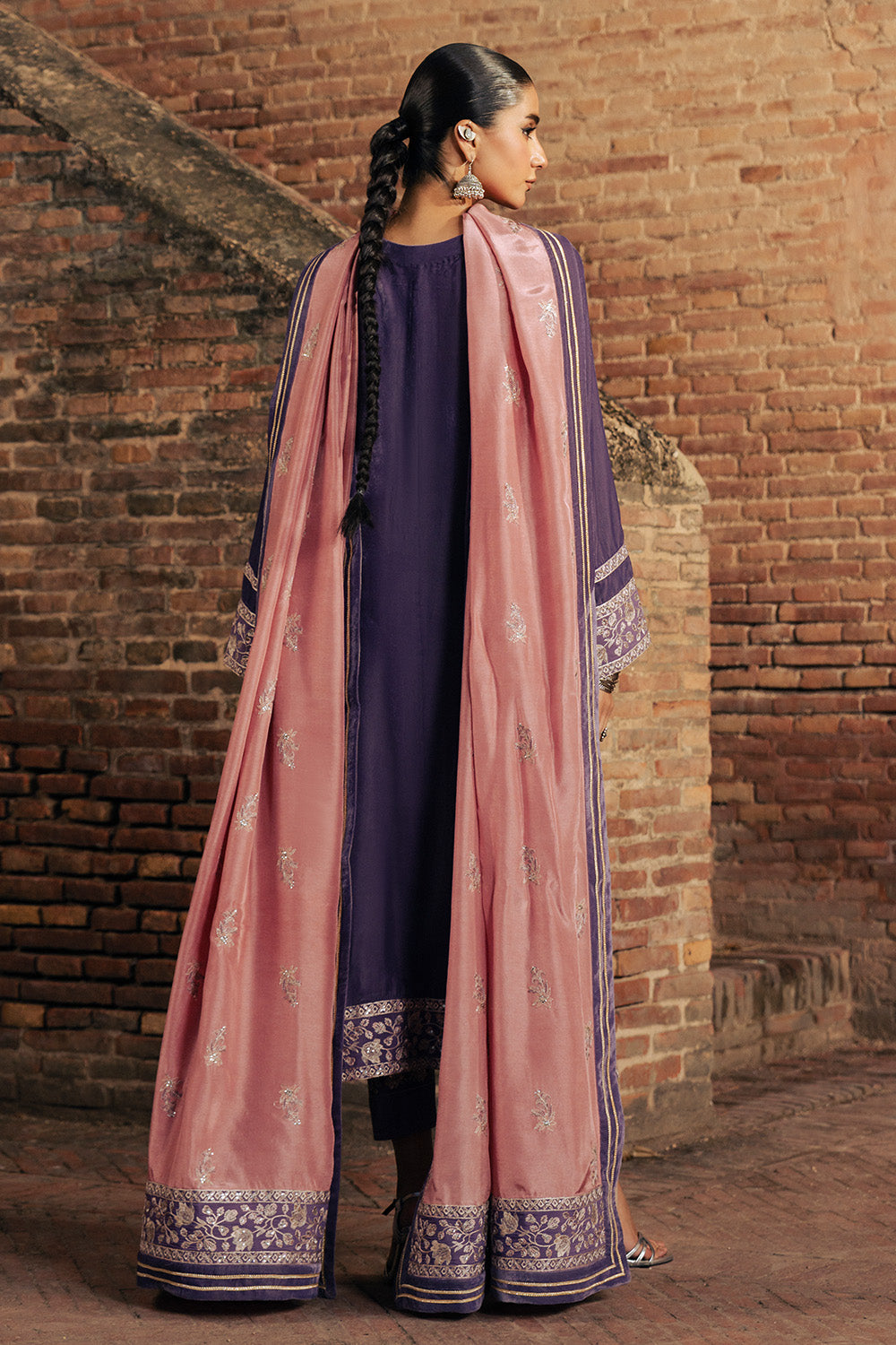 Maryum N Maria | Gulshan e Makhmal | MAELLE - MSS5606 - by Libasekhas UK - Registered Vendor of : Maryum N Maria - 100% Original Designer Dress