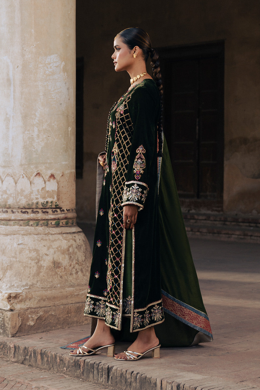 Maryum N Maria | Gulshan e Makhmal | AURELIE - MWS5886 - by Libasekhas UK - Registered Vendor of : Maryum N Maria - 100% Original Designer Dress