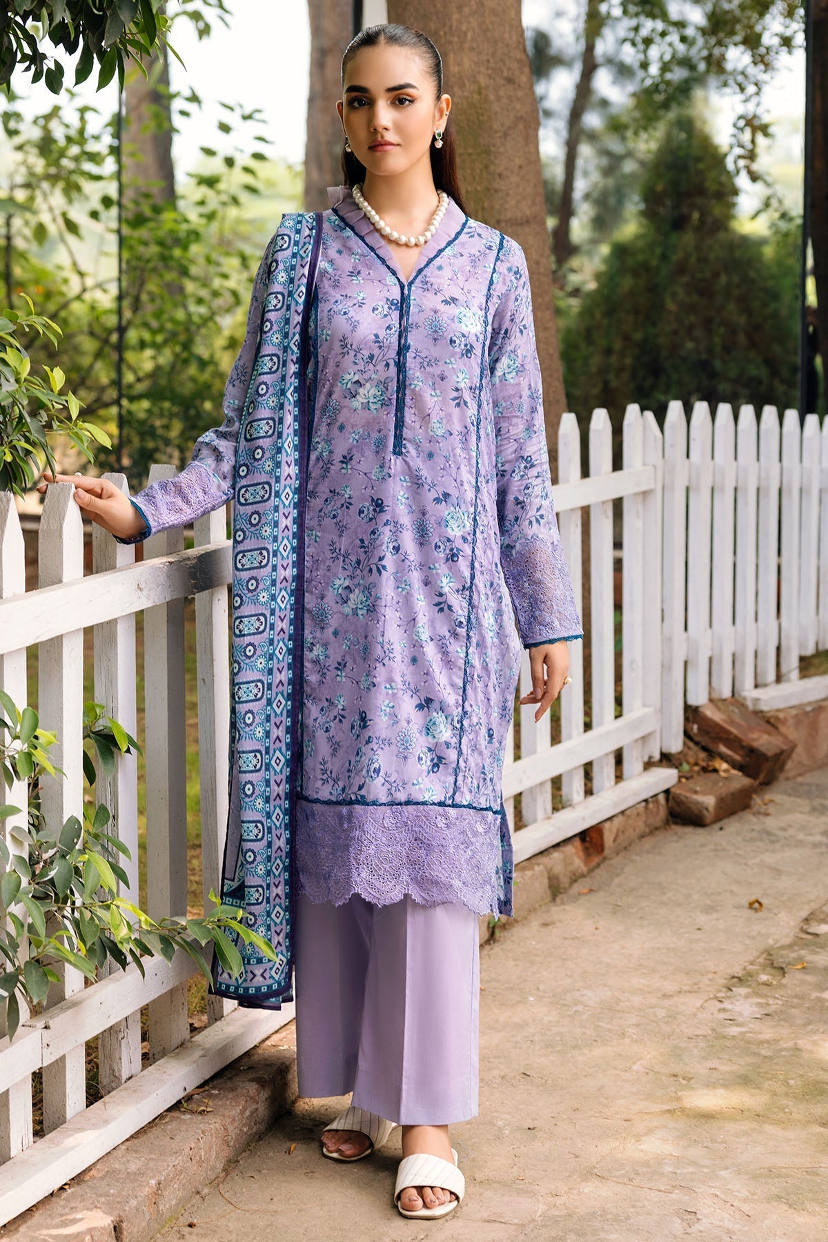 Motifz | Umang Lawn | 4897-ARISHA - by - Libasekhas UK - Registered Vendor of : Motifz - 100% Original Designer Dresss
