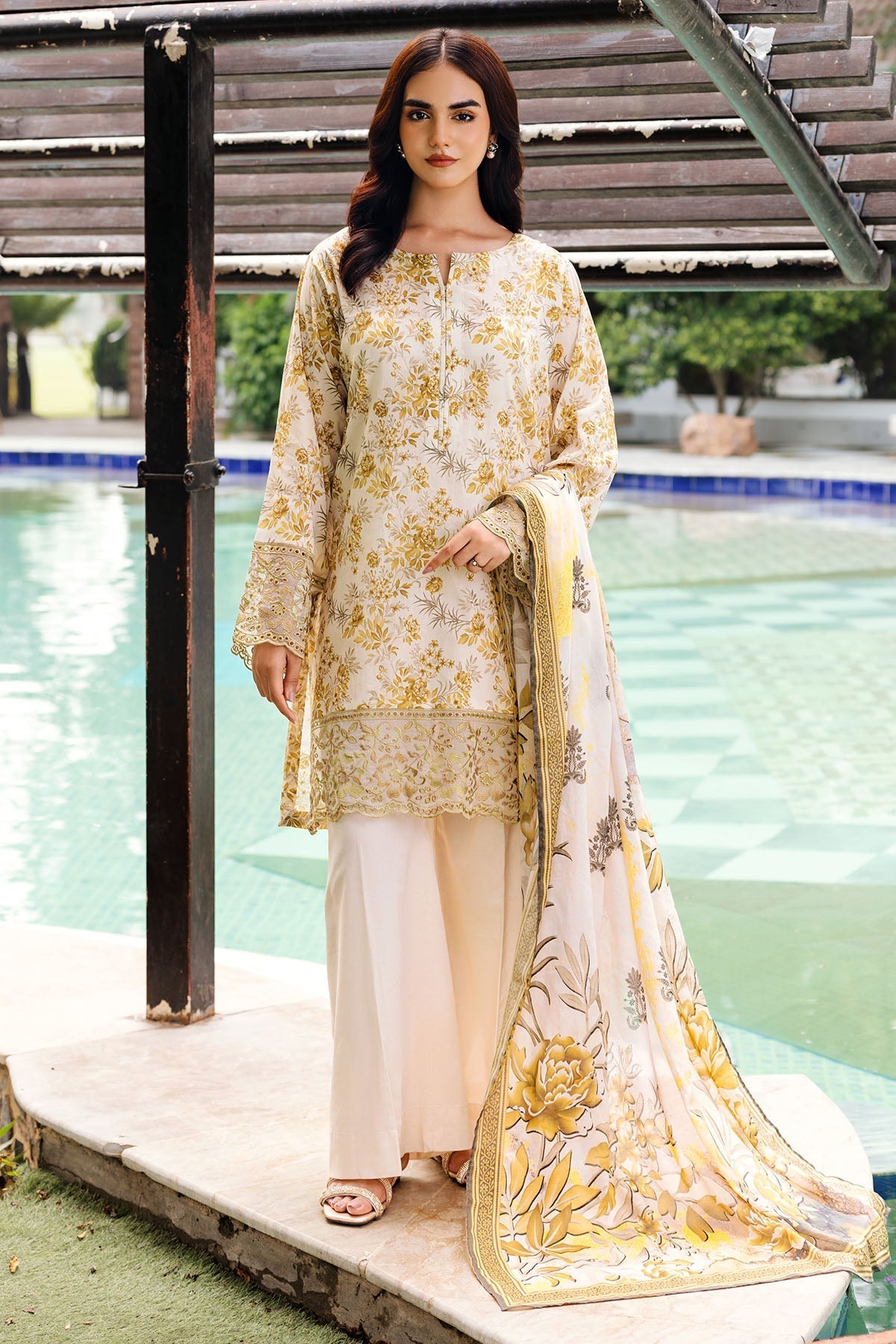 Motifz | Umang Lawn | 4898-SOFIA - by - Libasekhas UK - Registered Vendor of : Motifz - 100% Original Designer Dresss