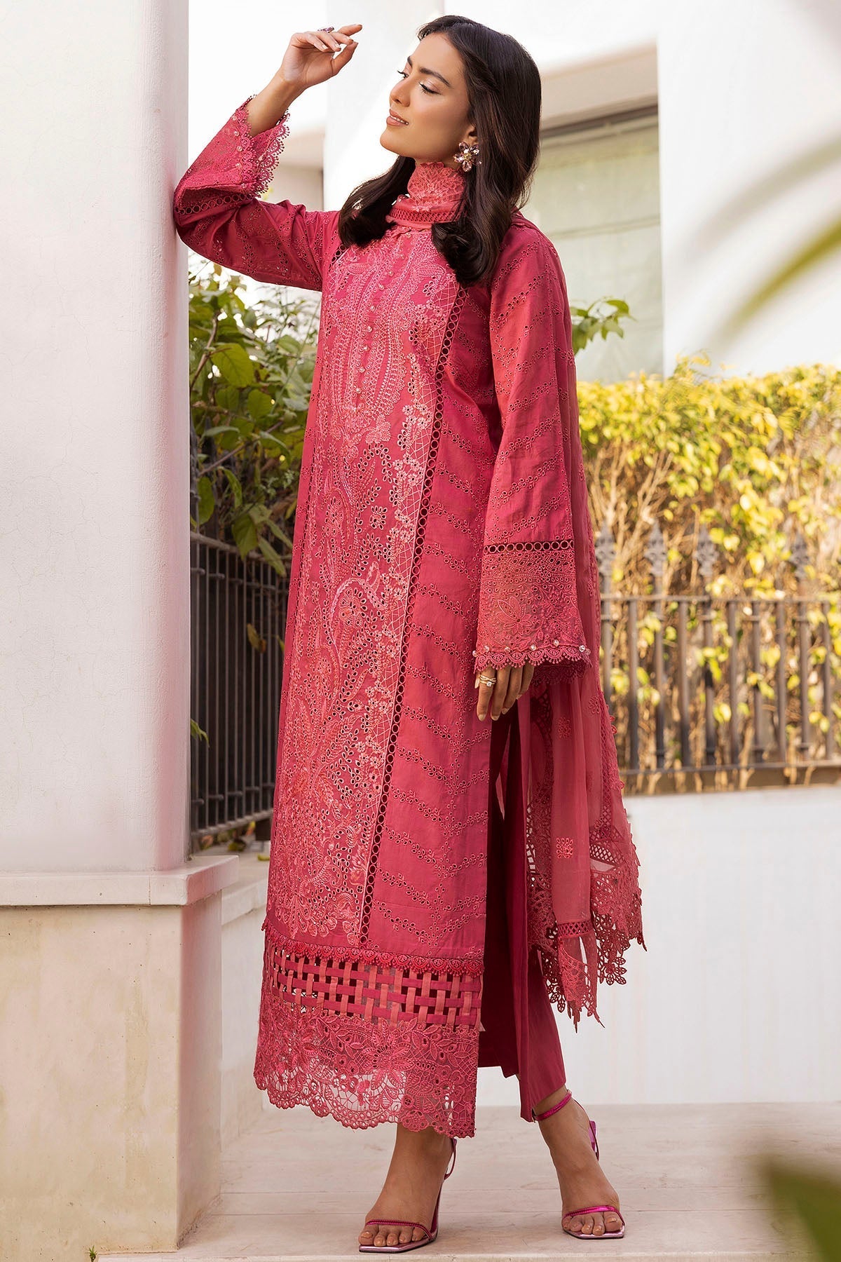 Motifz | Premium Lawn 25 | 5305-AUBREY - by - Libasekhas UK - Registered Vendor of : Motifz - 100% Original Designer Dresss