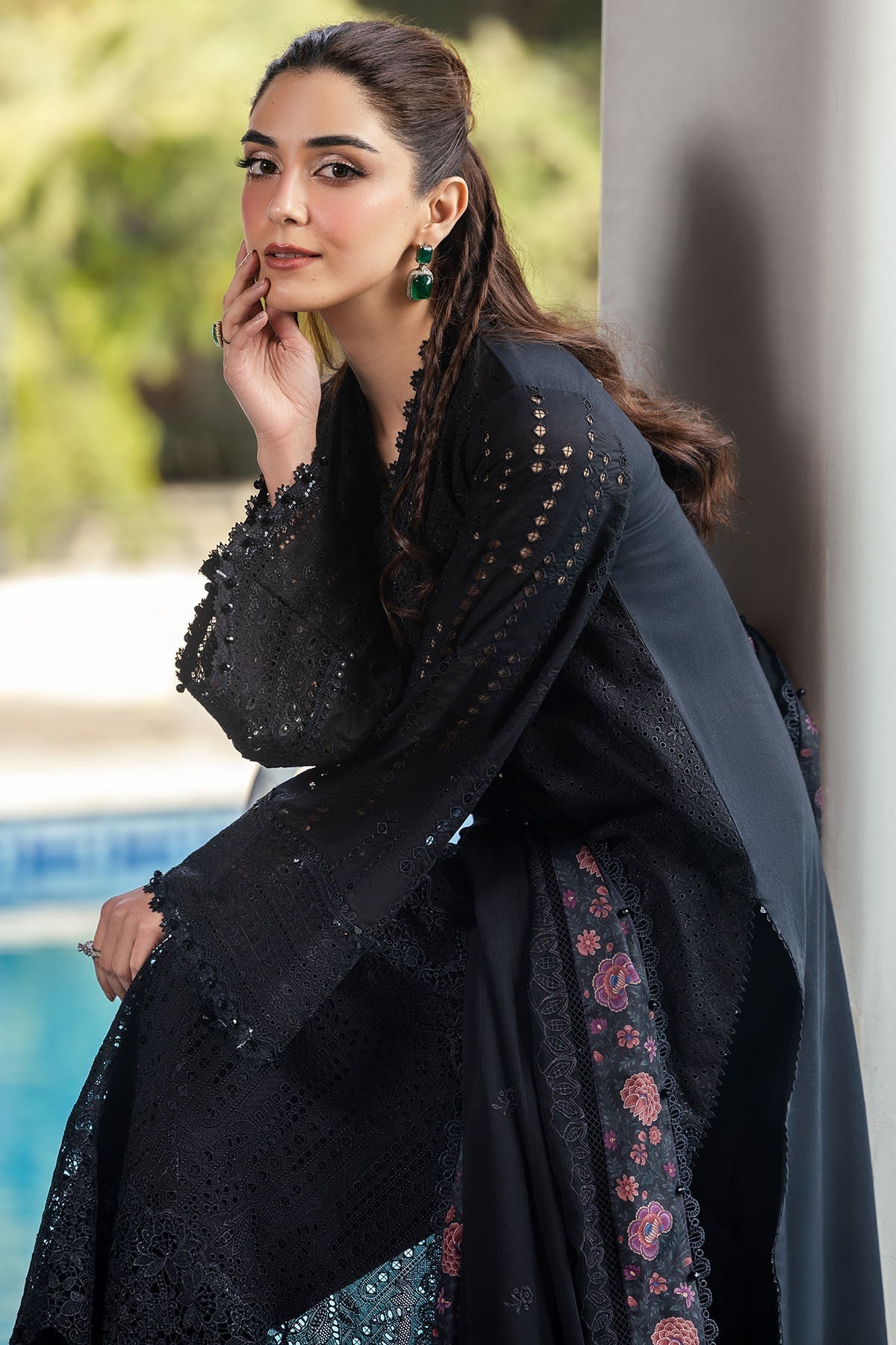 Motifz | Premium Lawn 25 | 5326-COURTNEY - by - Libasekhas UK - Registered Vendor of : Motifz - 100% Original Designer Dresss
