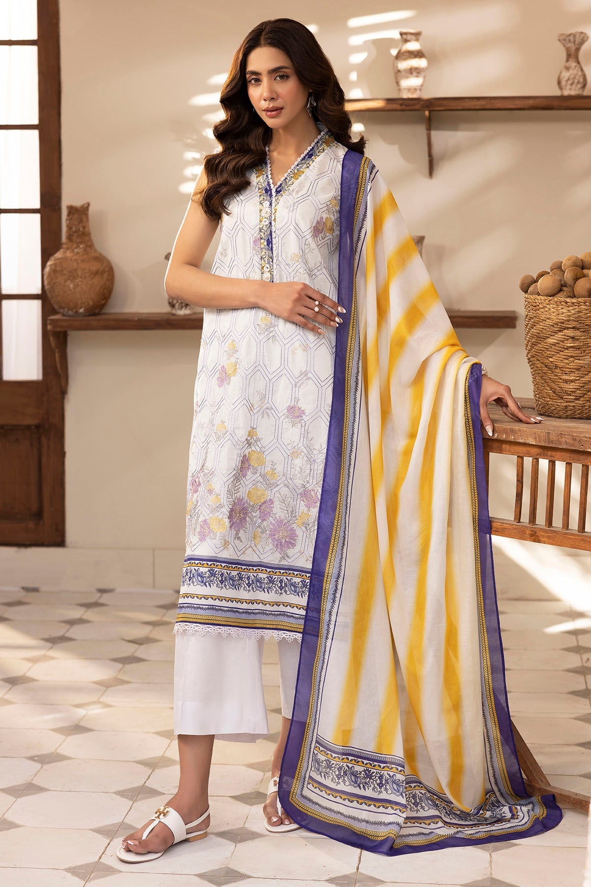 Motifz | Umang Lawn | 5422-MABEL - by - Libasekhas UK - Registered Vendor of : Motifz - 100% Original Designer Dresss