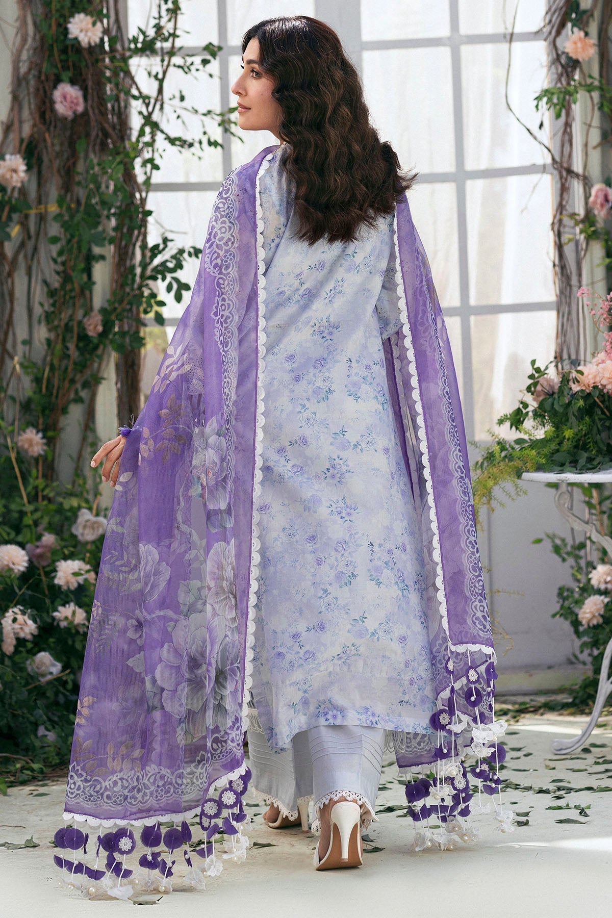 Motifz | Premium Lawn 25 | 5424-VALERIE - by - Libasekhas UK - Registered Vendor of : Motifz - 100% Original Designer Dresss
