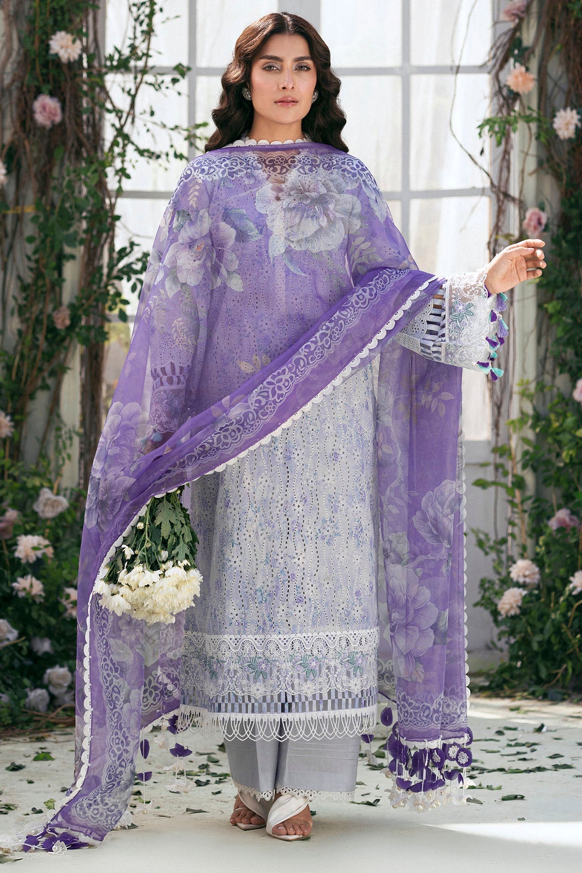 Motifz | Premium Lawn 25 | 5424-VALERIE - by - Libasekhas UK - Registered Vendor of : Motifz - 100% Original Designer Dresss