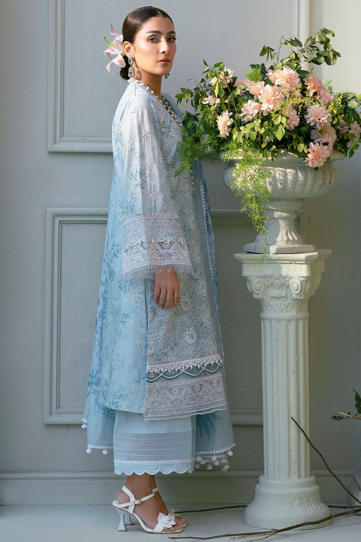 Motifz | Premium Lawn 25 | 5425-LAVENDER - by - Libasekhas UK - Registered Vendor of : Motifz - 100% Original Designer Dresss